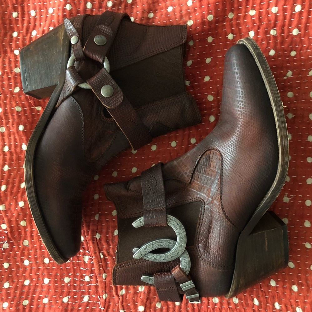 Understated leather x free people boots